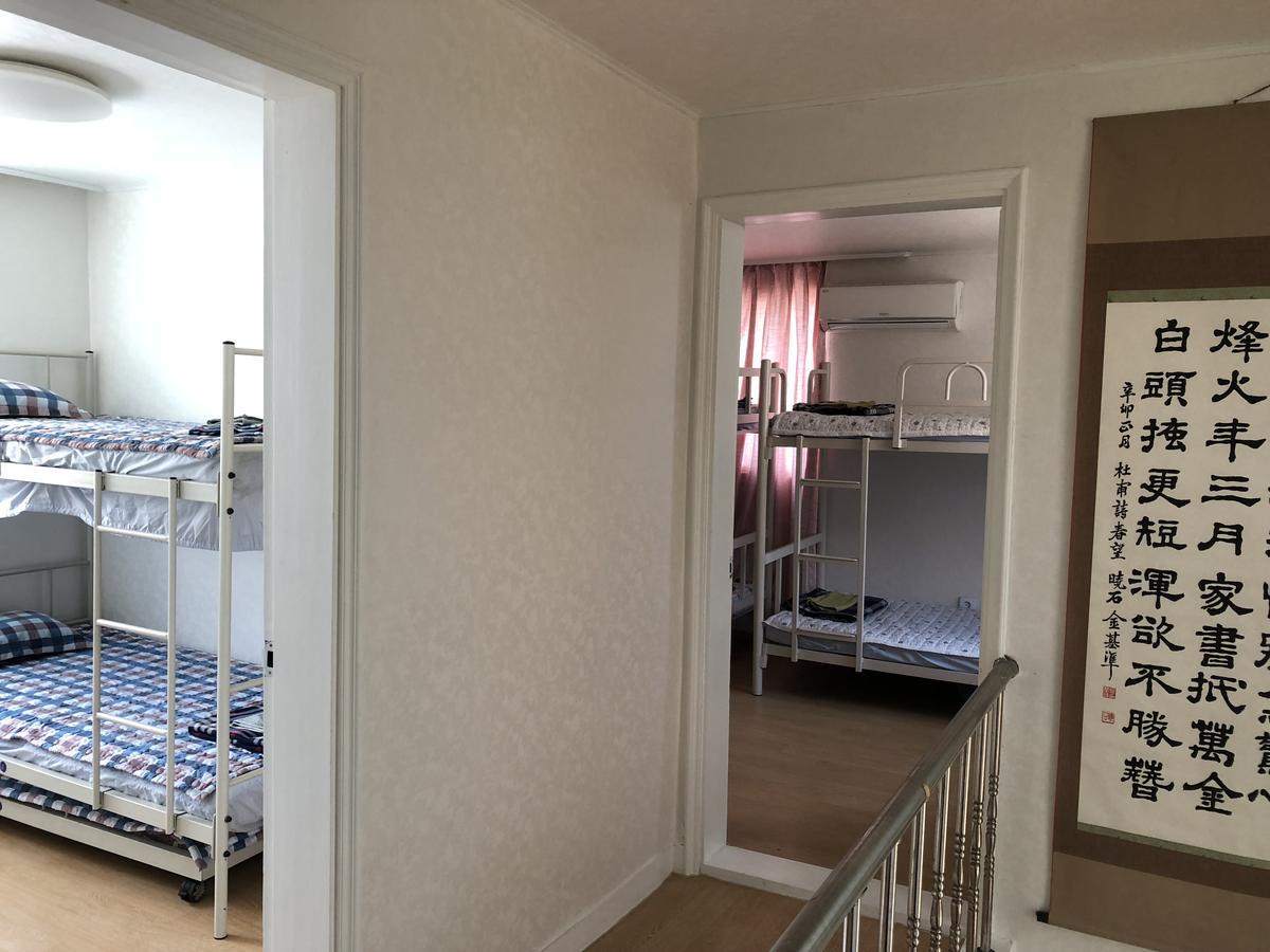 Amuse Guest House Seoul Bagian luar foto