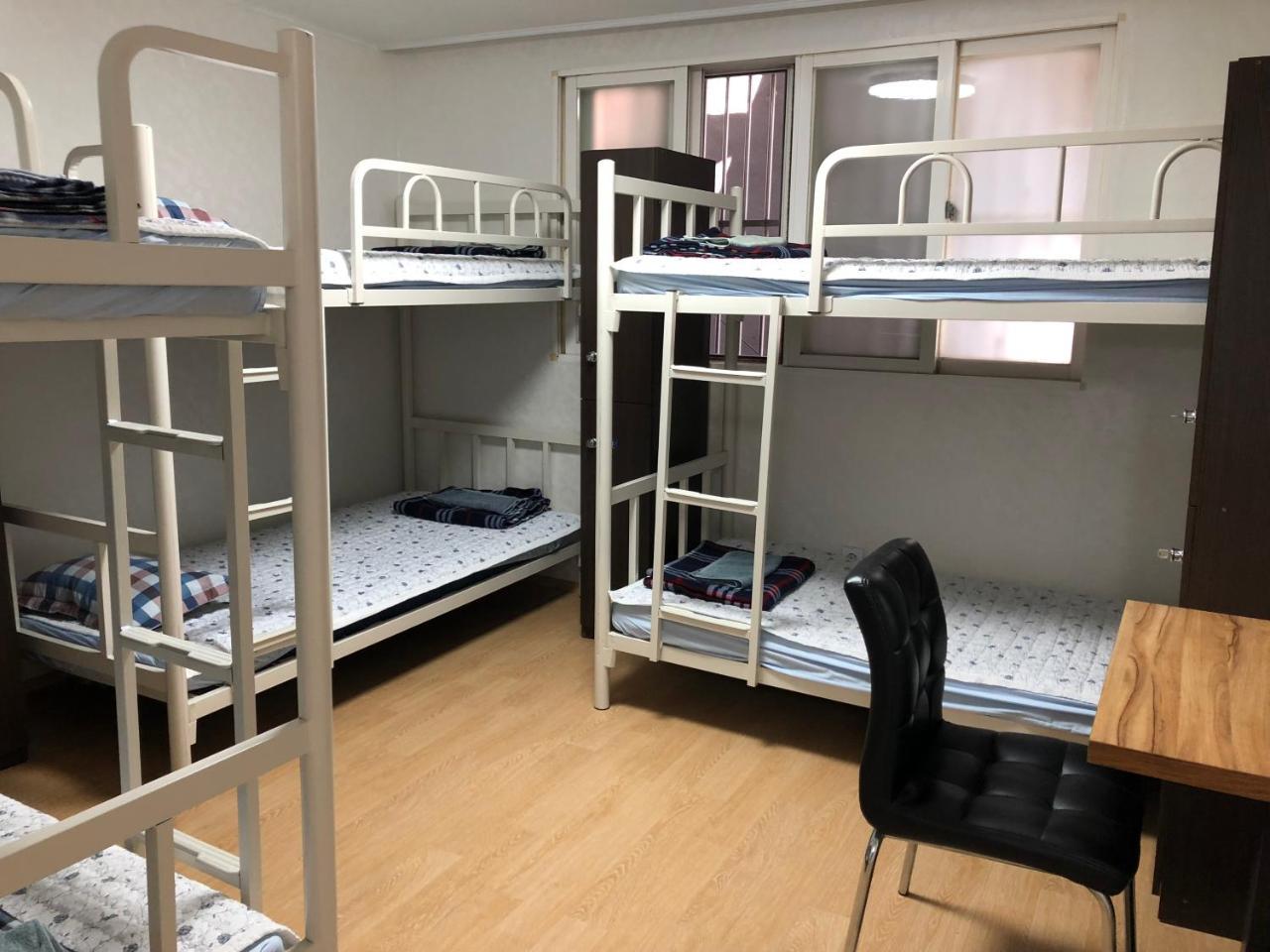 Amuse Guest House Seoul Bagian luar foto